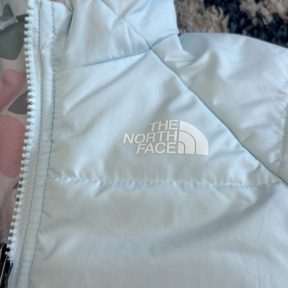 North face toddler girl4T excellent condition - Picture 2 of 7